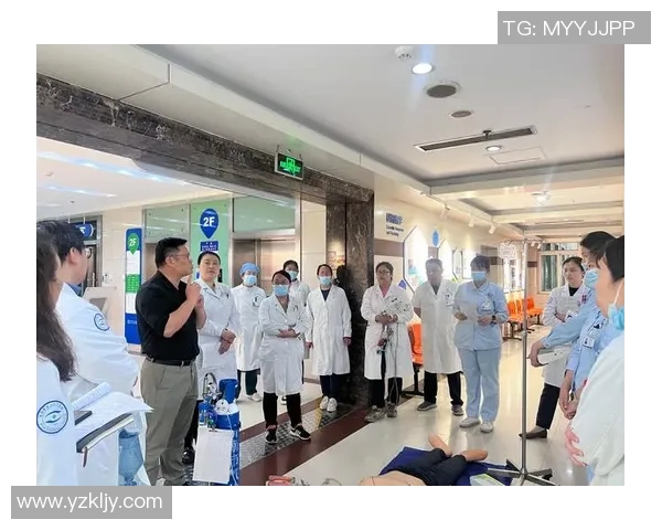 主裁突发心脏骤停时第四官员如何有效接管比赛与应急处理措施